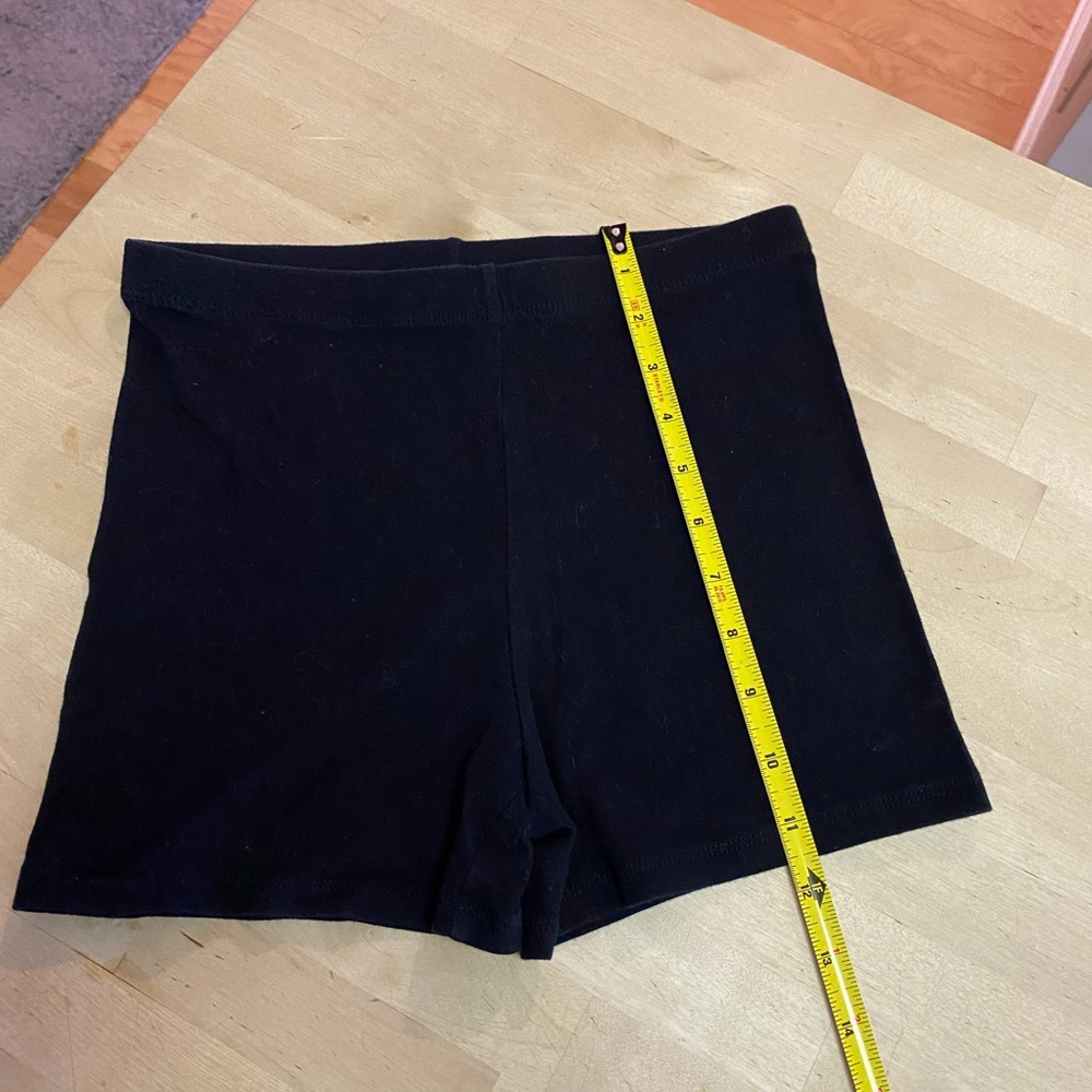 Forever 21 black size small shorts. {1033}